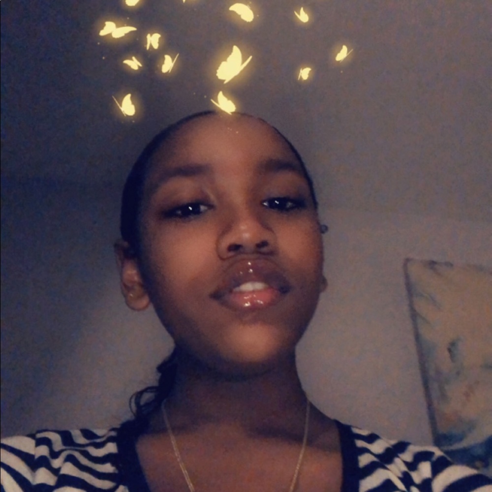 Meet your Posher, Kayla